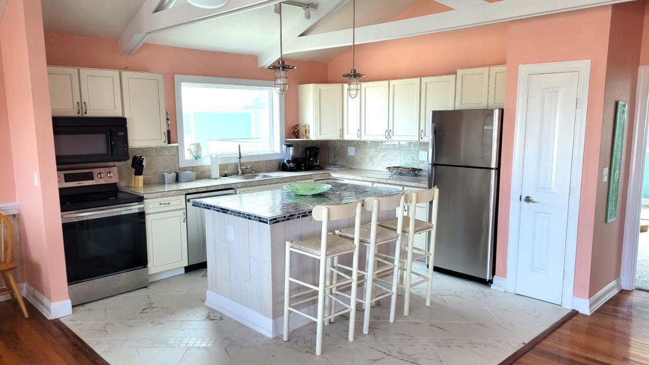 8018 Beach Rd, Semi-Oceanfront, Pool/Hot Tub Nags Head Eksteriør billede